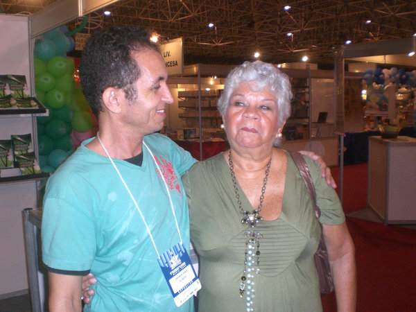 Valdeck Almeida e Mirian Rocha